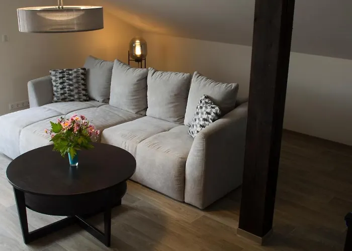 Ringelnatz & Lichtwer - بيت للعطل فورتسن